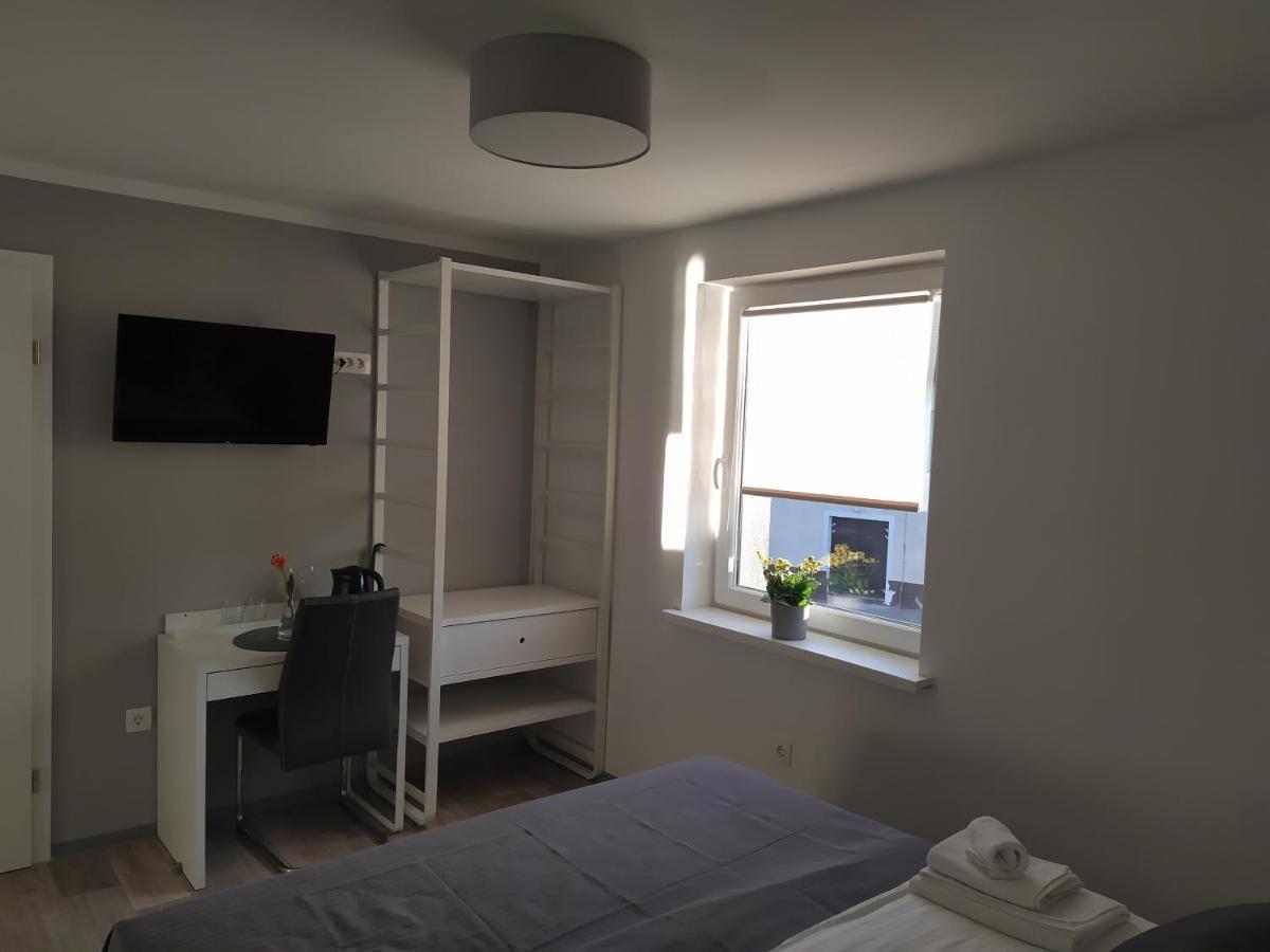 Apartment Trubarjeva33, Near Ljubljana, Free Parking Velike Lasce Bagian luar foto