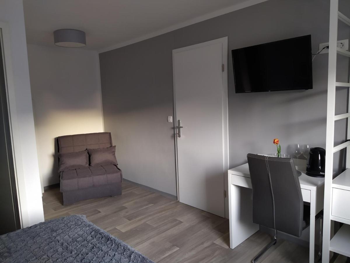 Apartment Trubarjeva33, Near Ljubljana, Free Parking Velike Lasce Bagian luar foto